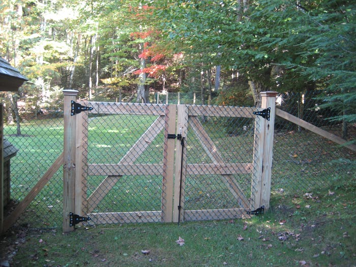 Praticos Fence Installation